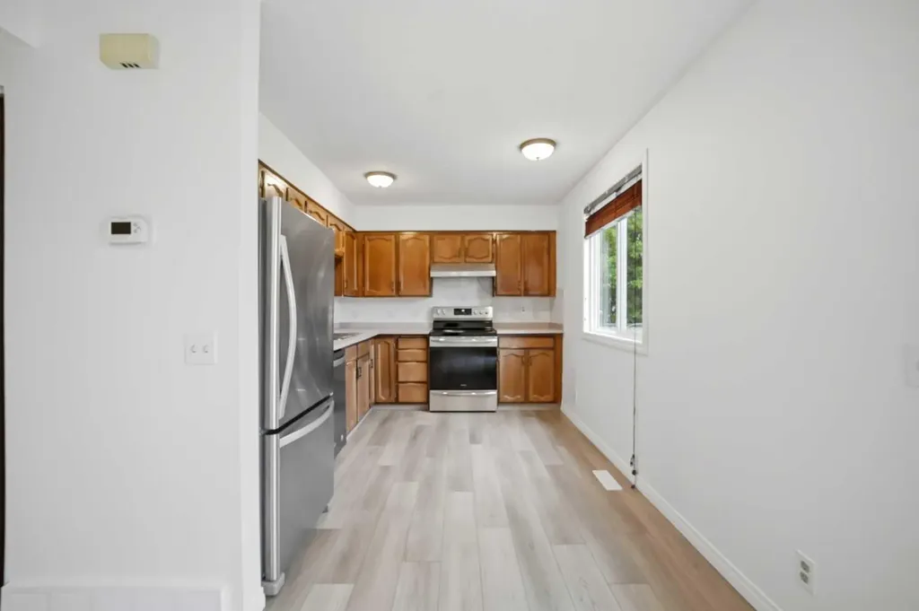 5608 Rundlehorn Drive NE Calgary AB T1Y3J2