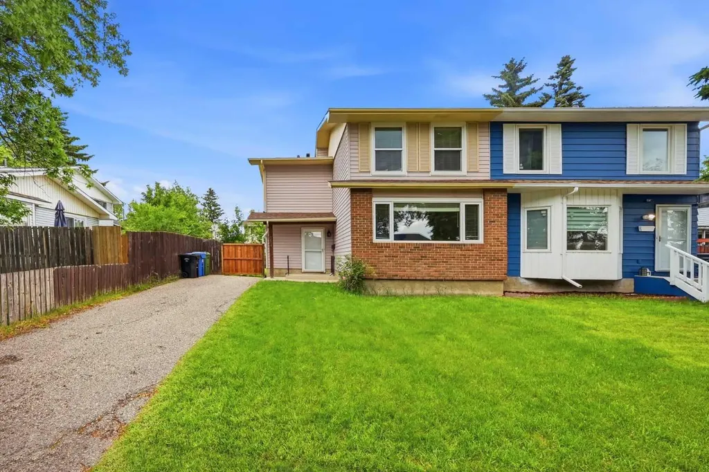 5608 Rundlehorn Drive NE Calgary AB T1Y3J2