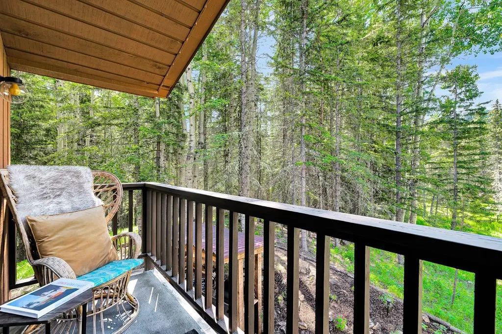 37 Aspen Creek Drive Rural Foothills County AB T0L 0K0