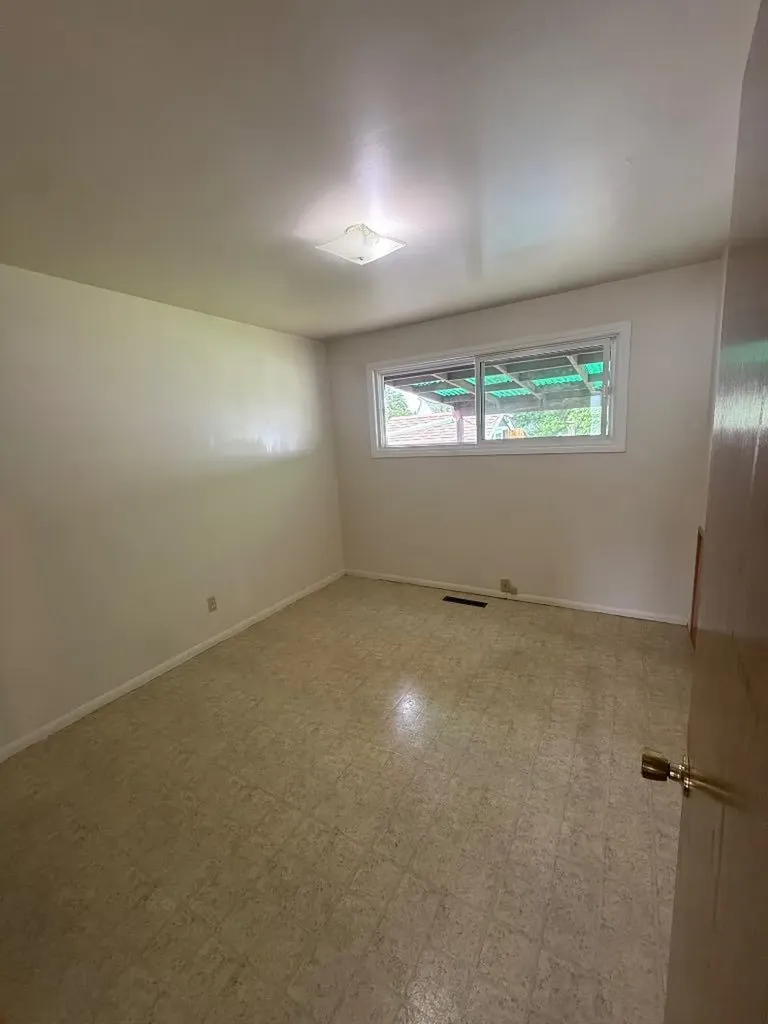 1815 19 Avenue S Lethbridge AB T1K 1E2