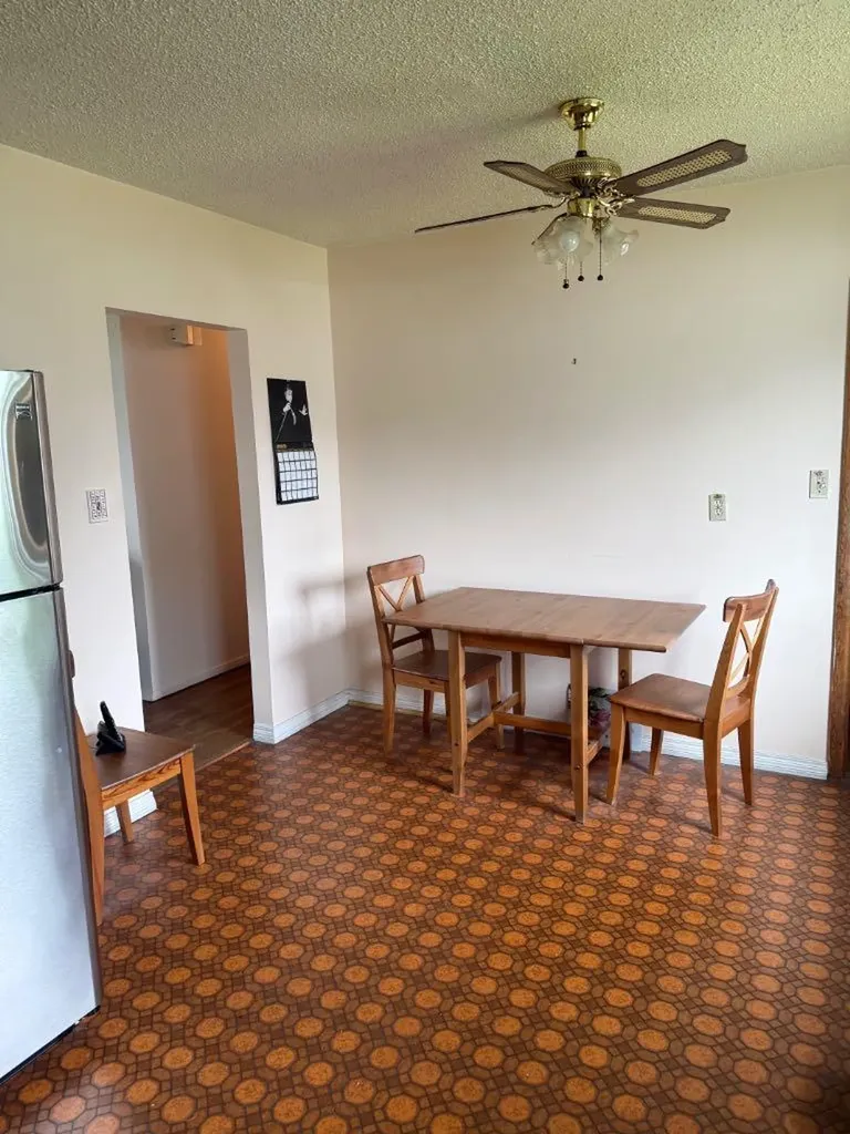 1815 19 Avenue S Lethbridge AB T1K 1E2