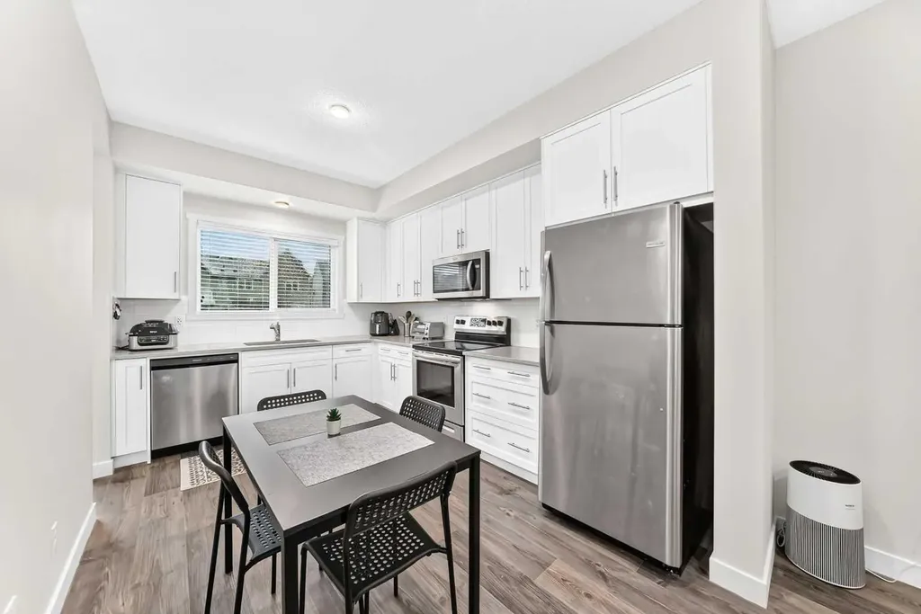 112 Carrington Boulevard NW Calgary AB T3P 1K8
