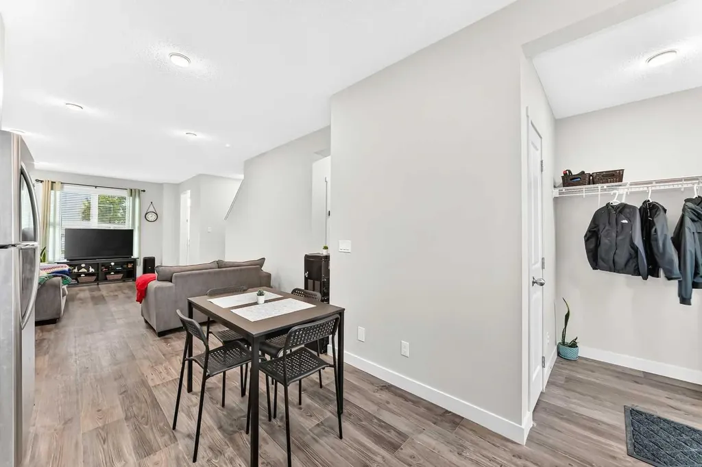 112 Carrington Boulevard NW Calgary AB T3P 1K8