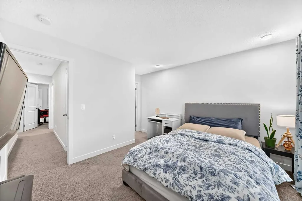 112 Carrington Boulevard NW Calgary AB T3P 1K8