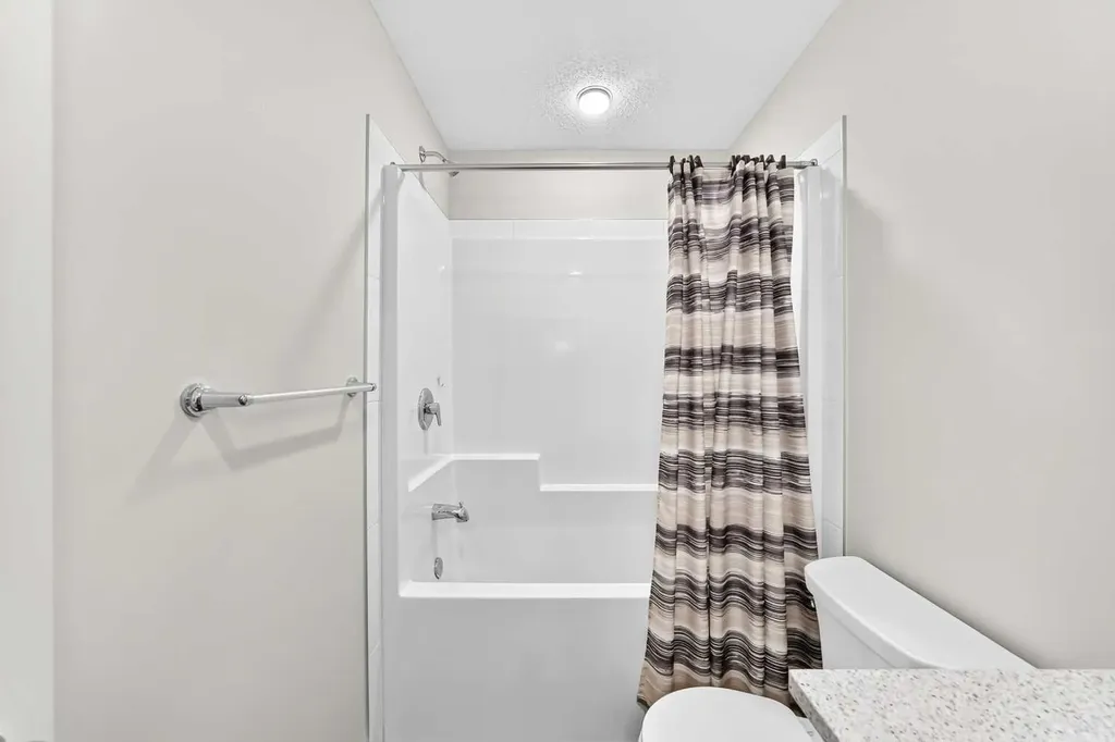 112 Carrington Boulevard NW Calgary AB T3P 1K8
