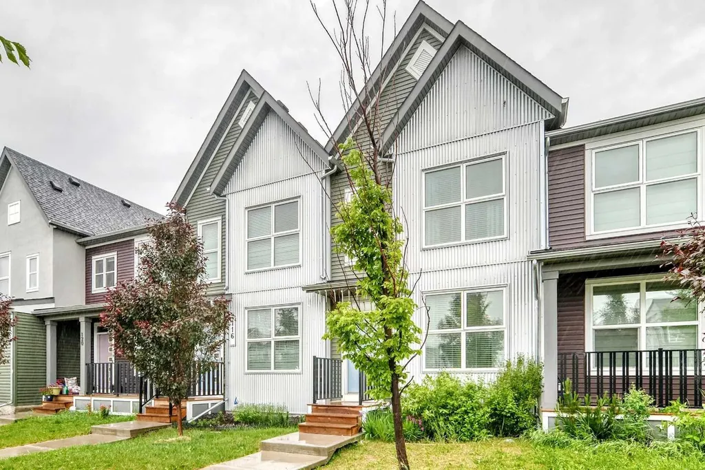 112 Carrington Boulevard NW Calgary AB T3P 1K8