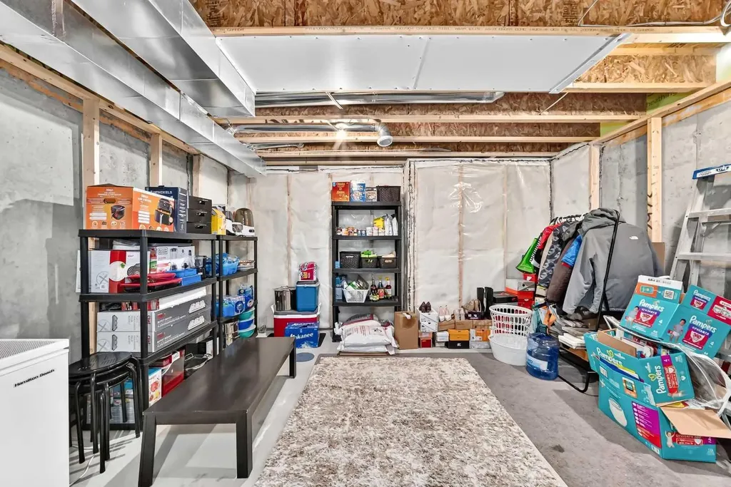 112 Carrington Boulevard NW Calgary AB T3P 1K8