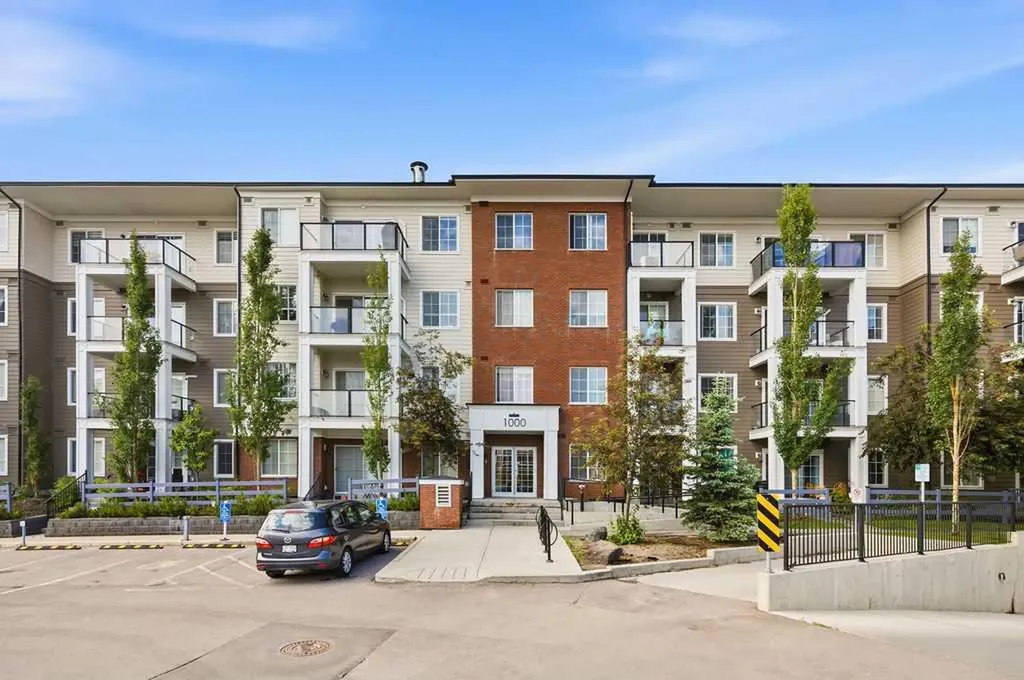 298 Sage Meadows Park NW Calgary AB T3P 1P5