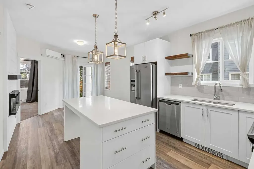 298 Sage Meadows Park NW Calgary AB T3P 1P5
