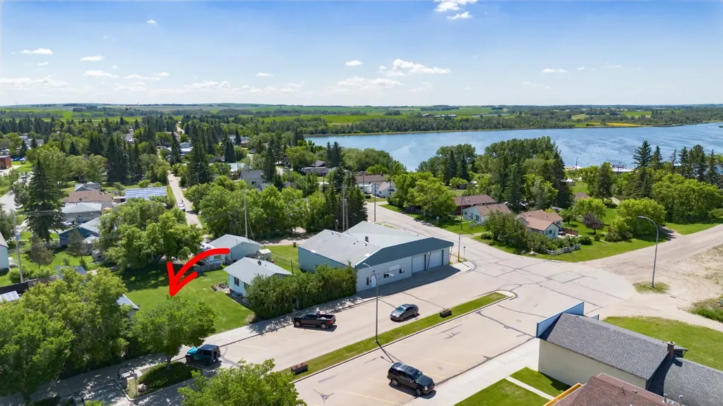 4839 50 Street Alix AB T0C 0B0