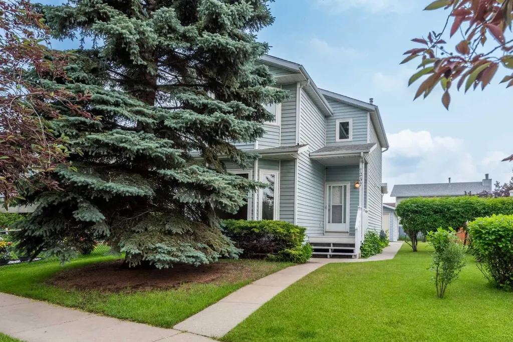 232 Erin Woods Drive SE Calgary AB T2B3B9