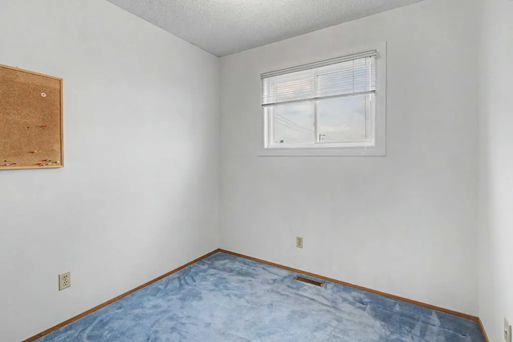 232 Erin Woods Drive SE Calgary AB T2B3B9