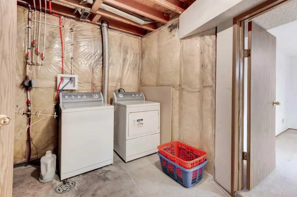 232 Erin Woods Drive SE Calgary AB T2B3B9