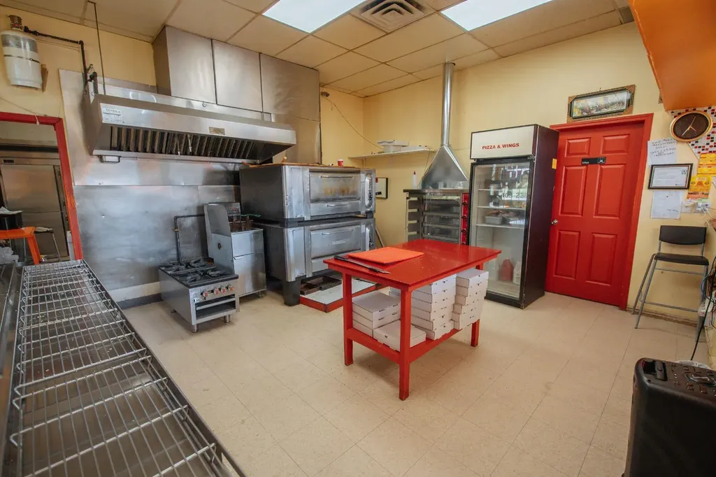 3930 32 Street NE Calgary AB T1Y 7C1