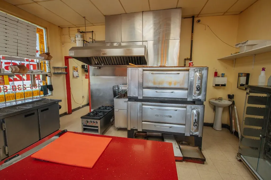 3930 32 Street NE Calgary AB T1Y 7C1