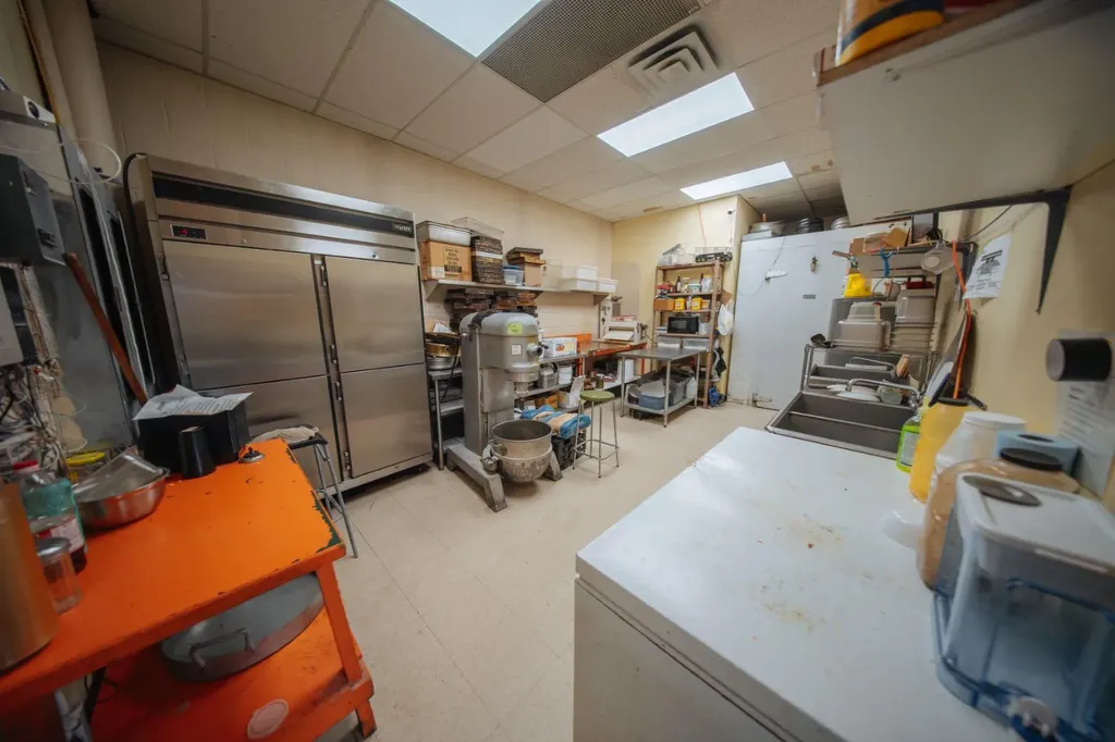 3930 32 Street NE Calgary AB T1Y 7C1
