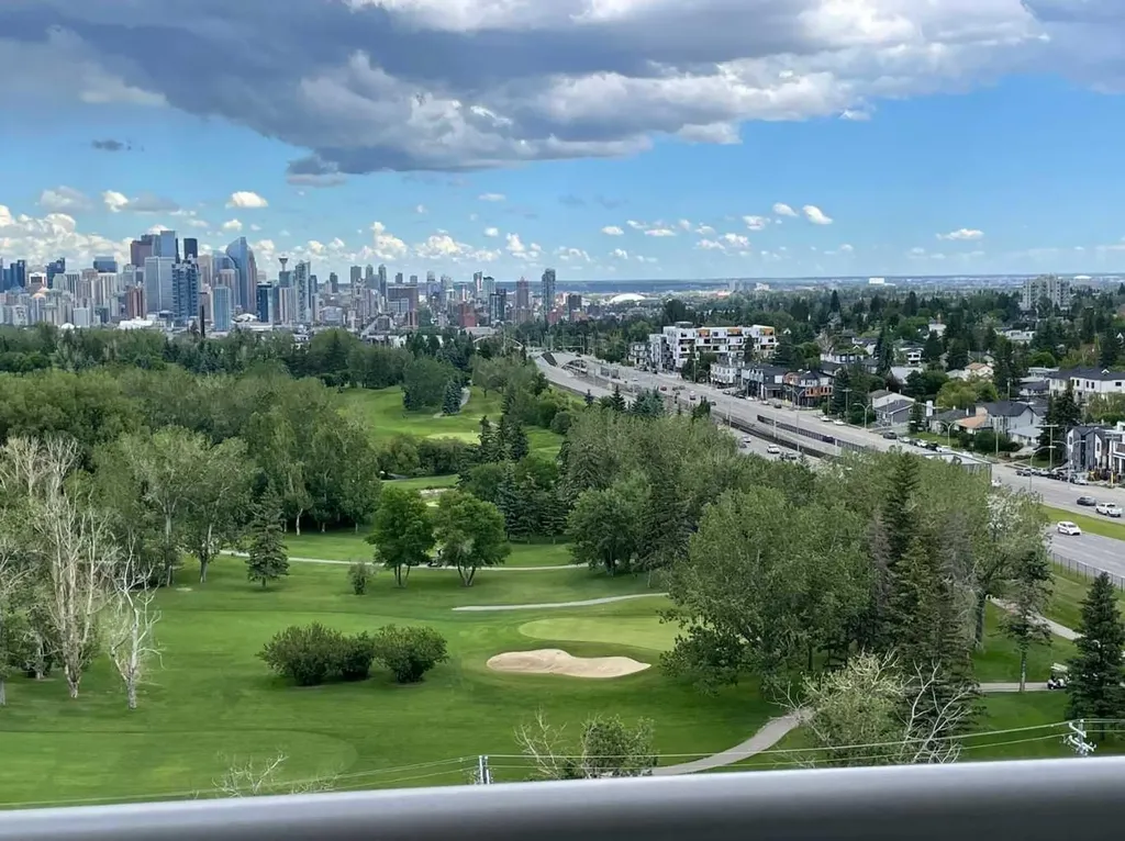 77 Spruce Place SW Calgary AB T3C 3X6