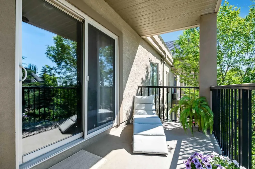 52 Cranfield Link SE Calgary AB T3M 0N9