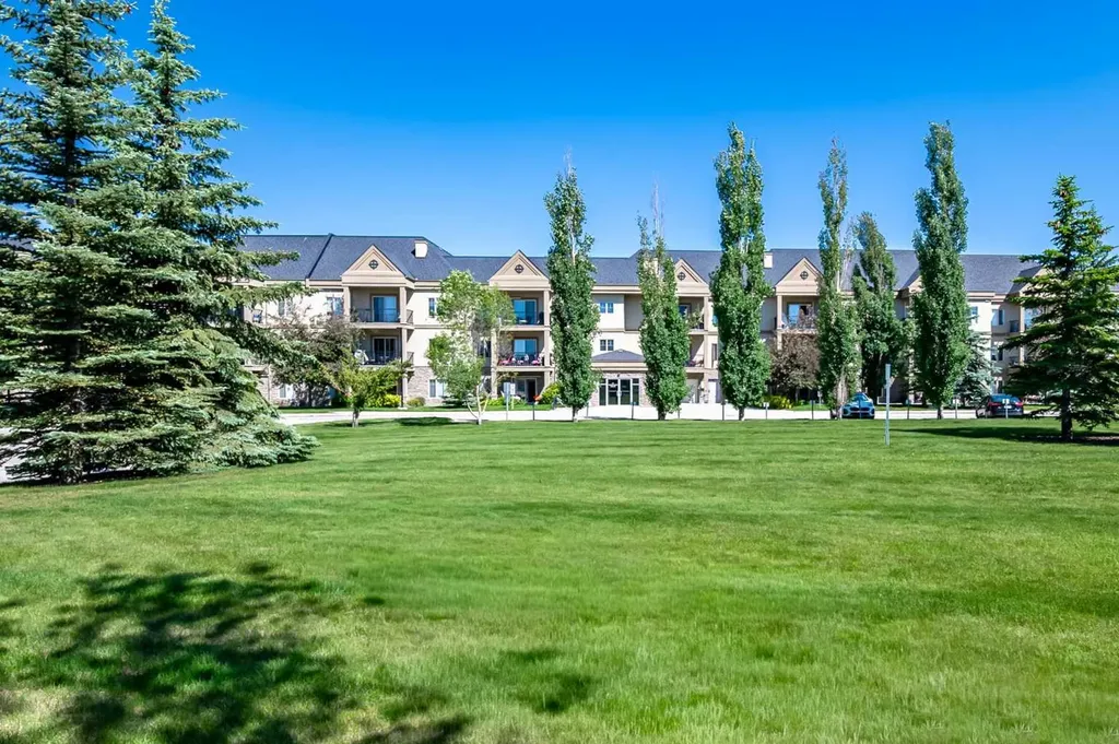 52 Cranfield Link SE Calgary AB T3M 0N9