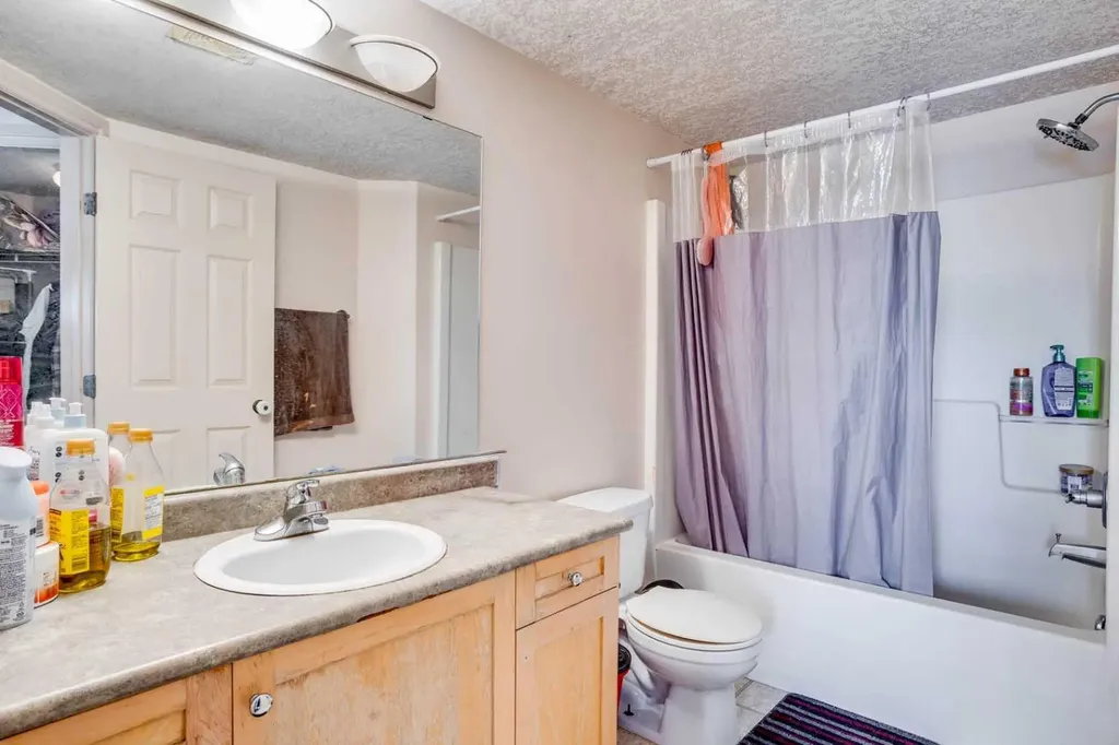 38 Riedel Street Fort Mcmurray AB T9H3E1
