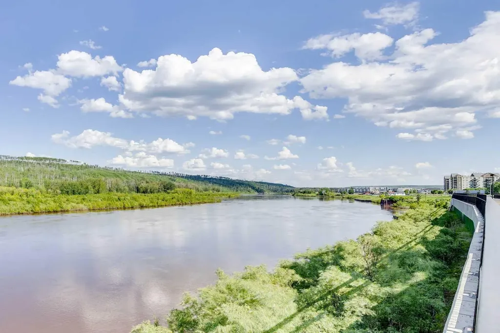 38 Riedel Street Fort Mcmurray AB T9H3E1