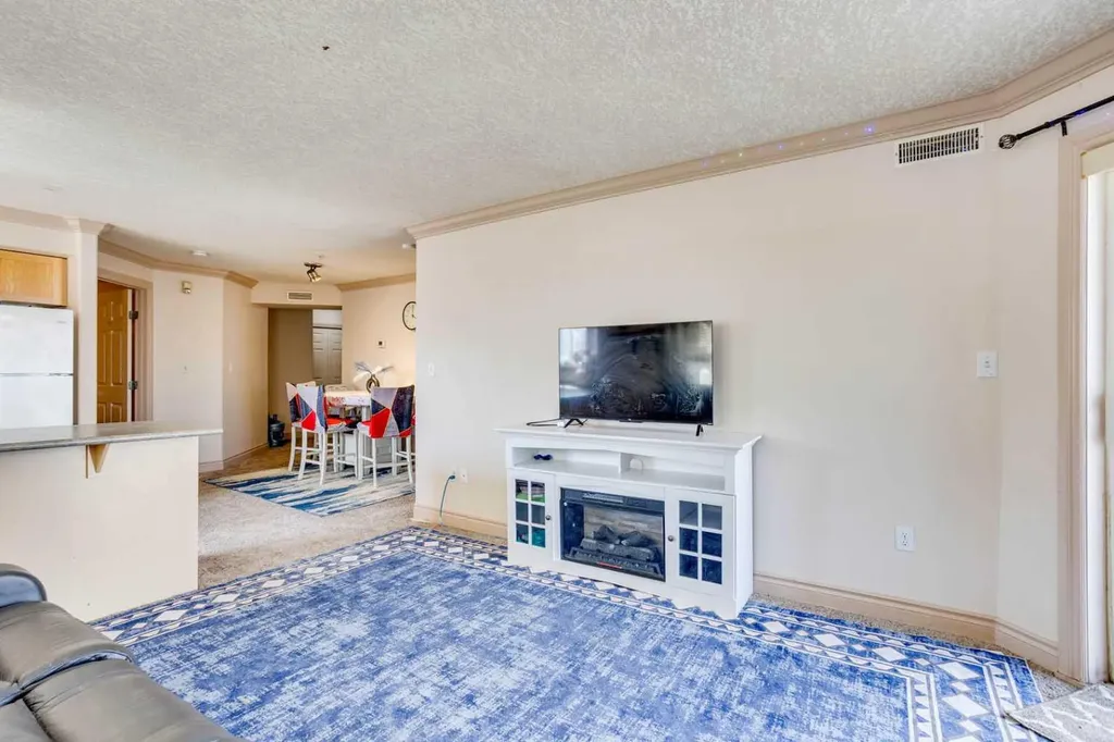 38 Riedel Street Fort Mcmurray AB T9H3E1