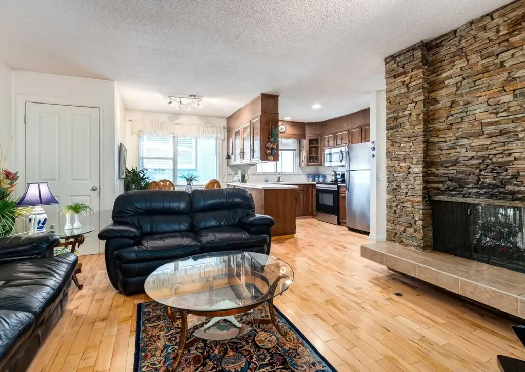 7311 Silver Mead Road NW Calgary AB T3B 3V1