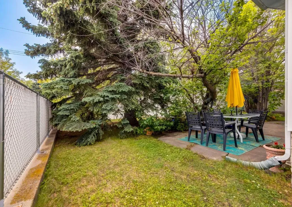 7311 Silver Mead Road NW Calgary AB T3B 3V1