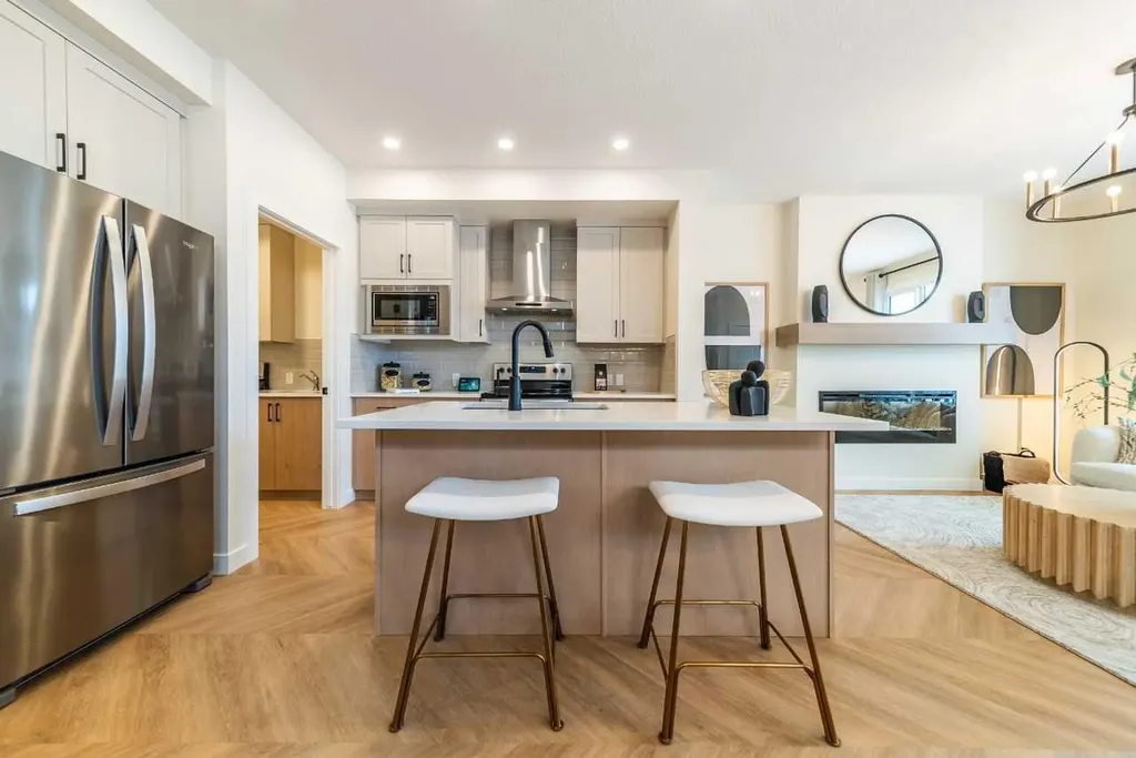 79 Lewiston Park NE Calgary AB T3P 3A8