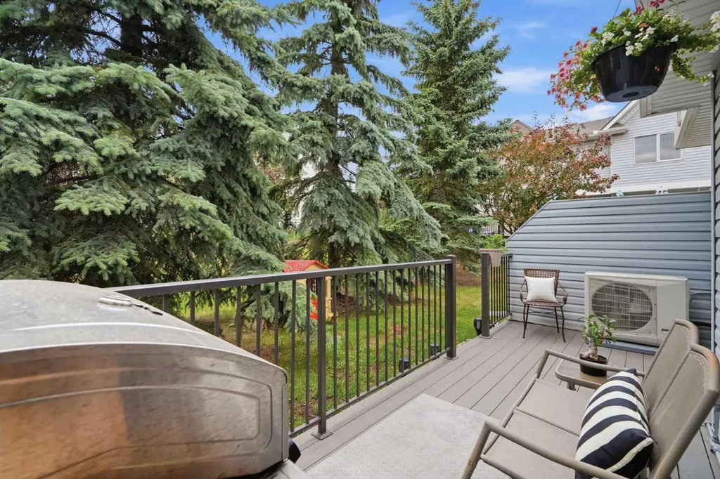 104 Patina Point SW Calgary AB T3H 3J7