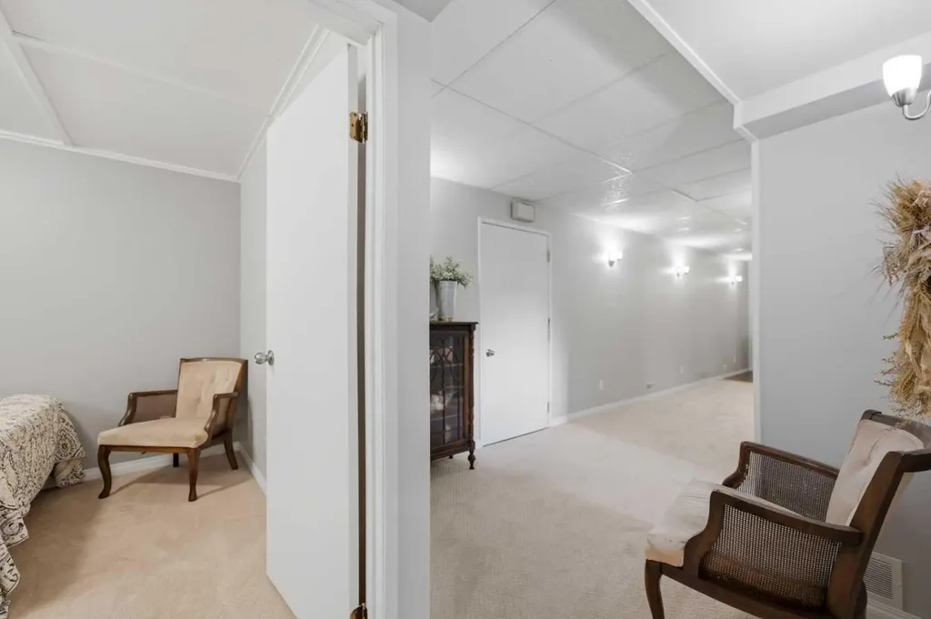 127 Thomas Place Strathmore AB T1P 1C3