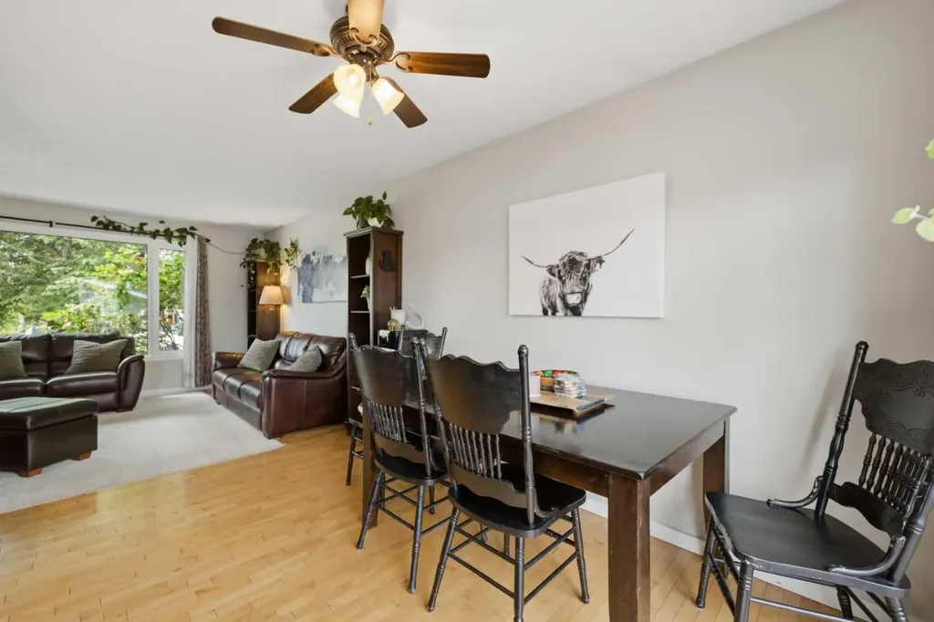 127 Thomas Place Strathmore AB T1P 1C3