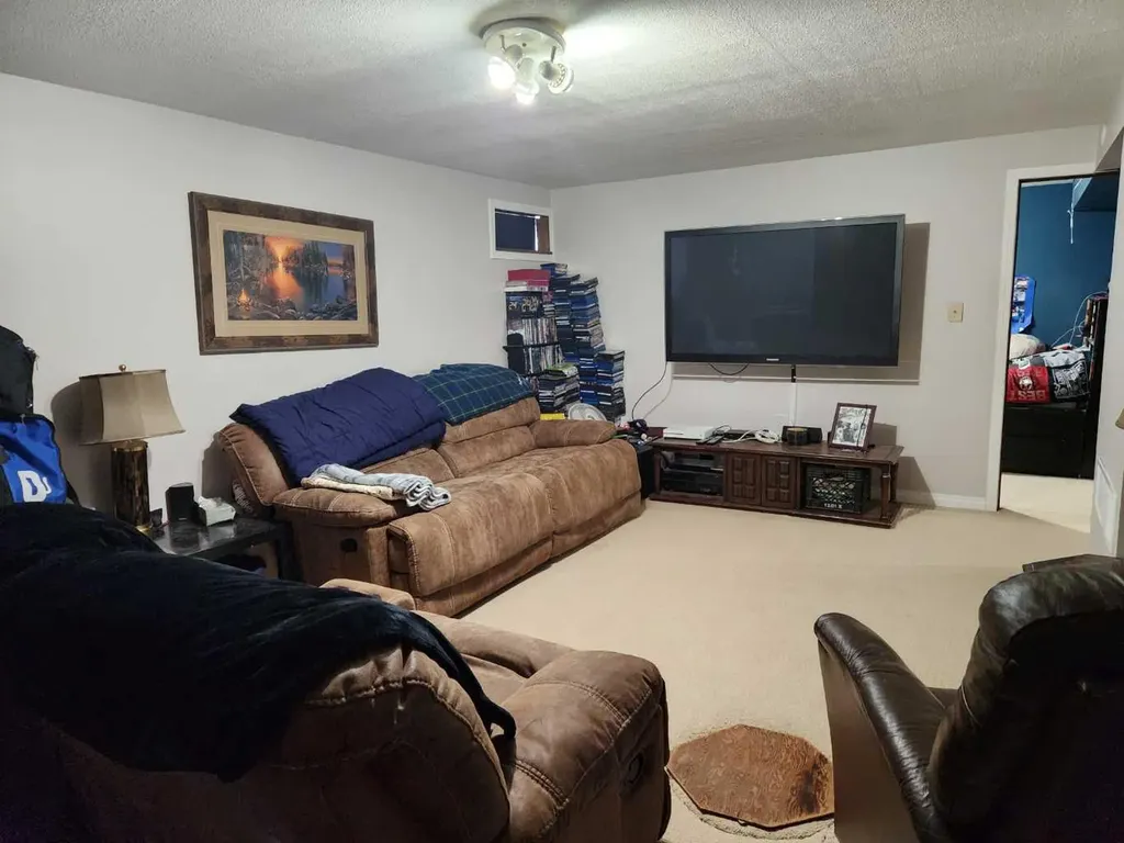 303 2 Avenue Vauxhall AB T0K 2K0
