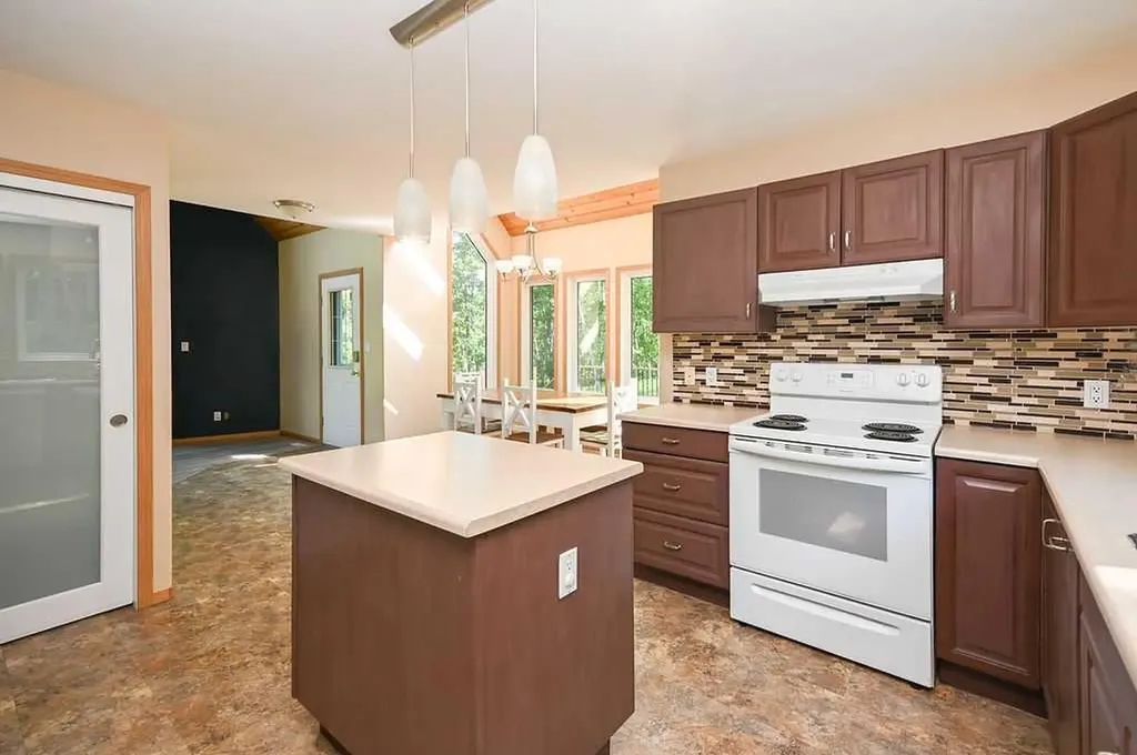 5, 661030 Range Road 223.2 Rural Athabasca County AB T9S 2B4
