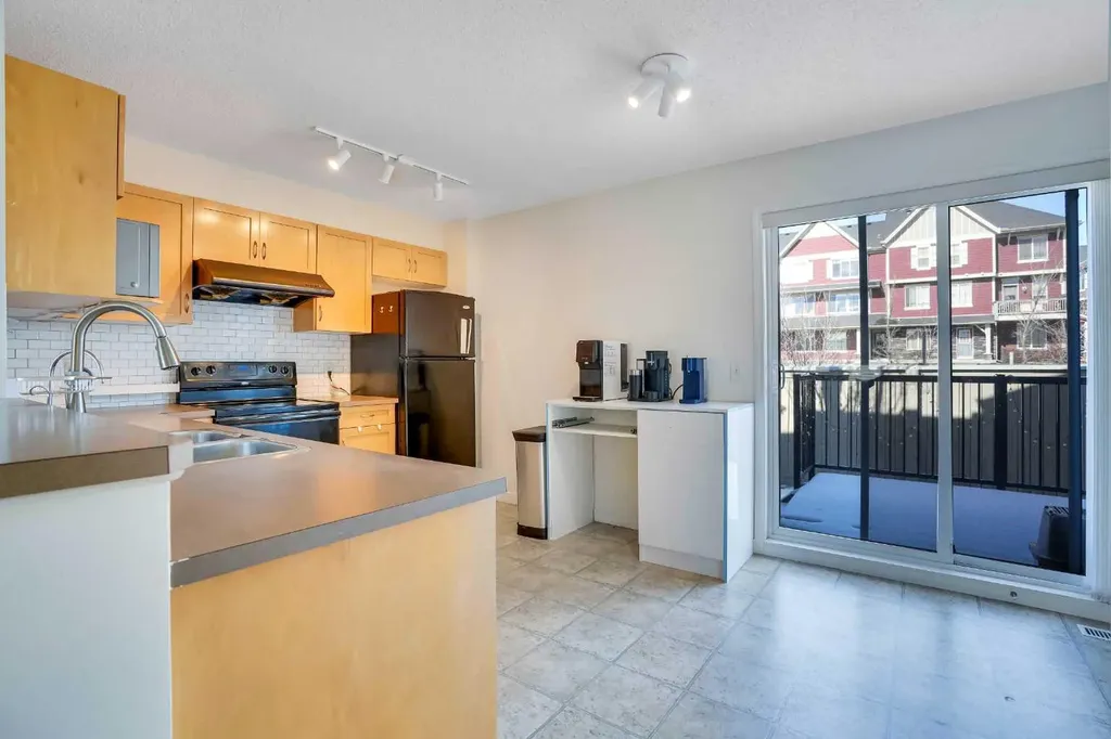 142 Panatella Park NW Calgary AB T3K 6K4