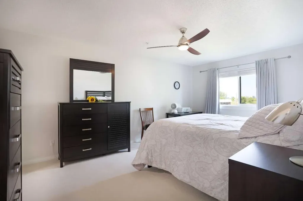 680 Cassils Road W Brooks AB T1R 1H7