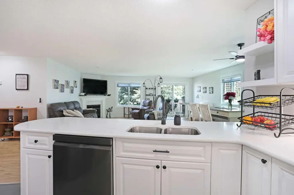 680 Cassils Road W Brooks AB T1R 1H7