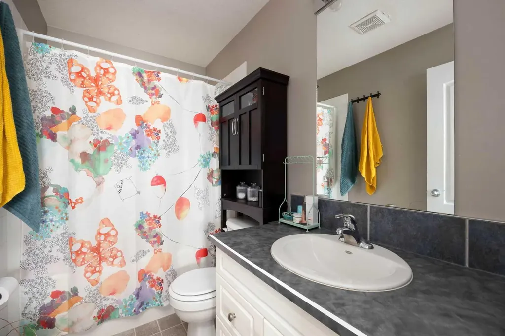 220 Swanson Crescent Fort Mcmurray AB T9K 2W5