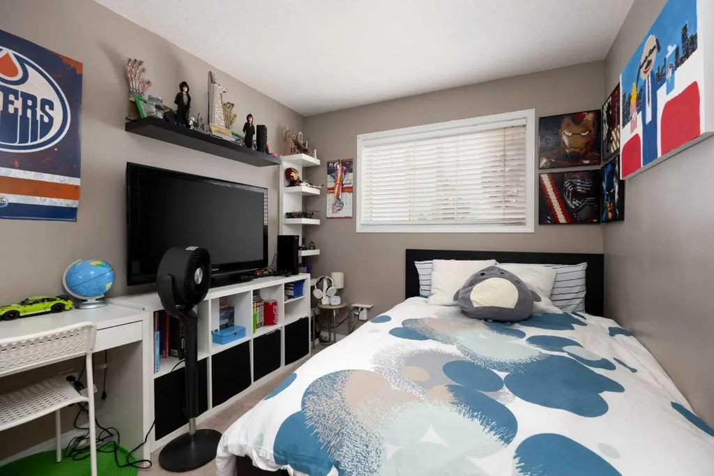 220 Swanson Crescent Fort Mcmurray AB T9K 2W5