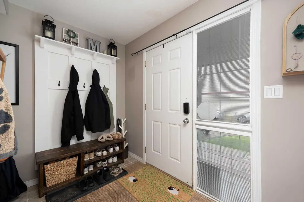 220 Swanson Crescent Fort Mcmurray AB T9K 2W5