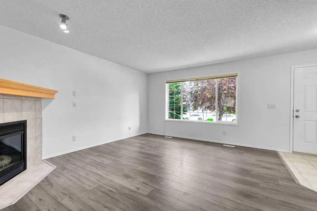 203 Covemeadow Crescent Calgary AB T3K6B1