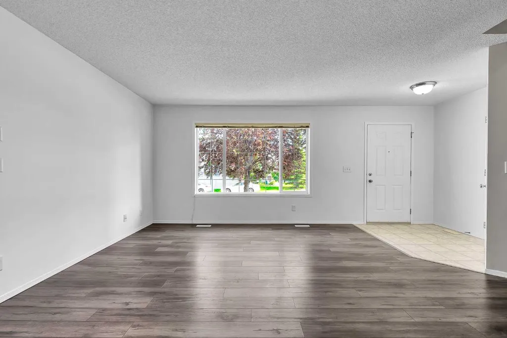 203 Covemeadow Crescent Calgary AB T3K6B1