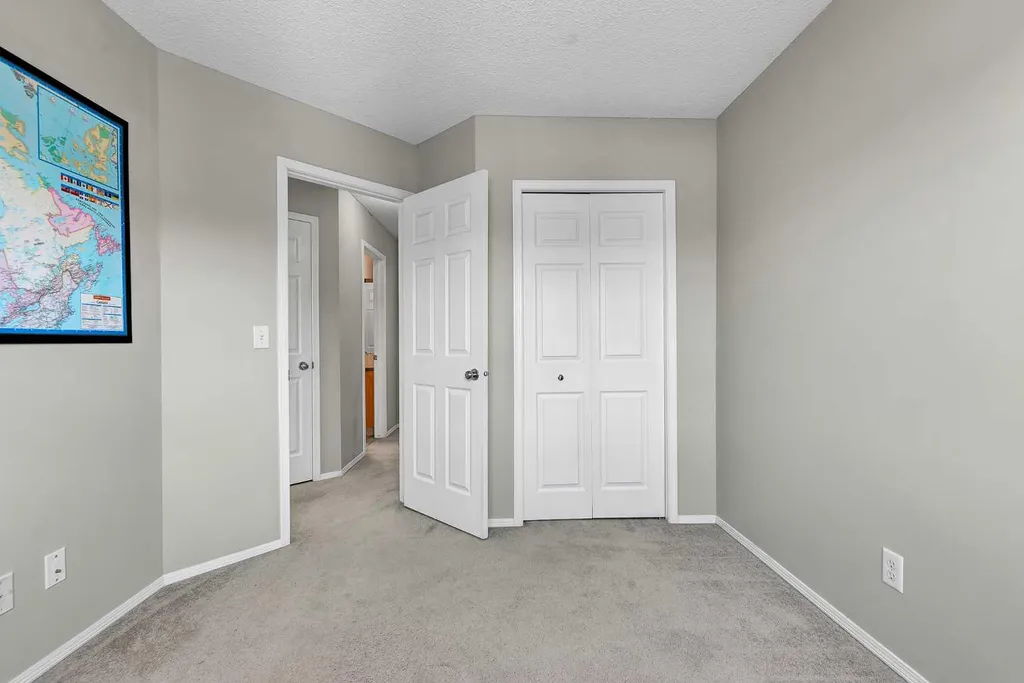 203 Covemeadow Crescent Calgary AB T3K6B1