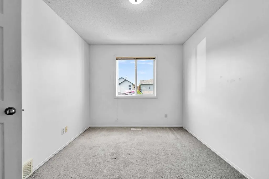 203 Covemeadow Crescent Calgary AB T3K6B1
