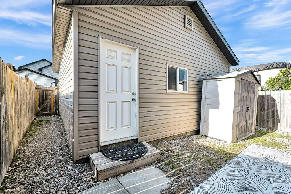 203 Covemeadow Crescent Calgary AB T3K6B1