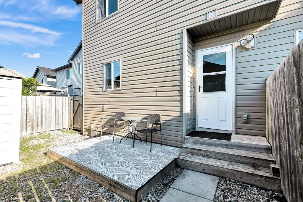 203 Covemeadow Crescent Calgary AB T3K6B1