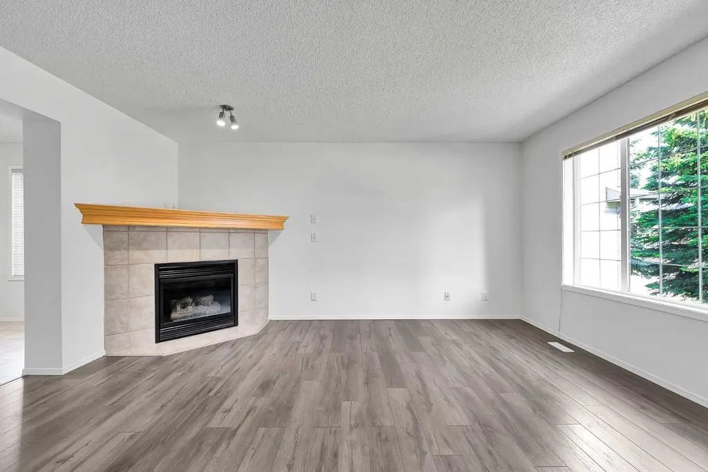 203 Covemeadow Crescent Calgary AB T3K6B1