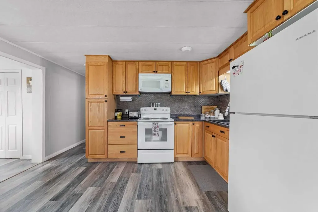 5306 49 Street Daysland AB T0B 1A0