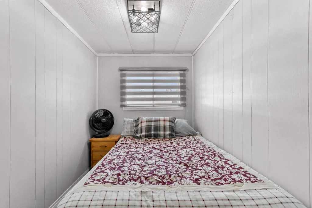 5306 49 Street Daysland AB T0B 1A0