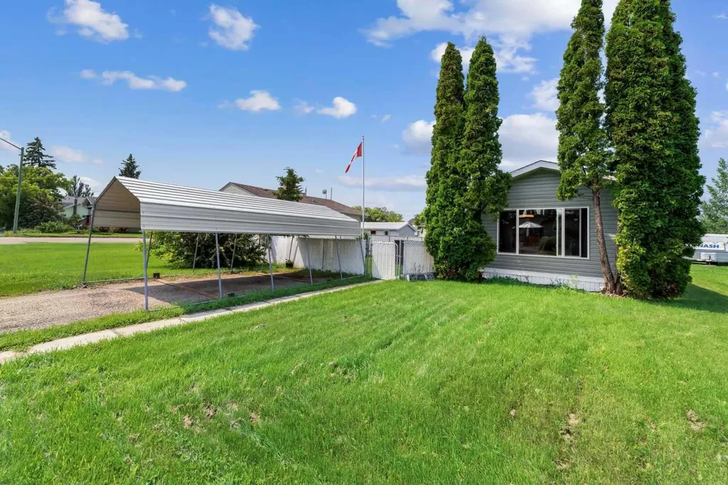 5306 49 Street Daysland AB T0B 1A0
